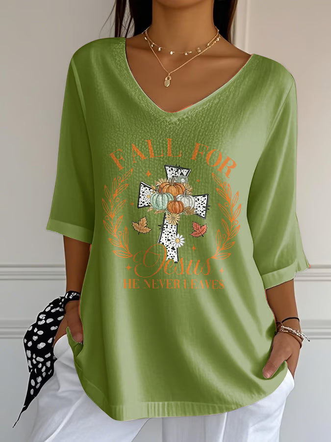 Women's Fall For Jesus He Never Leaves Print T-Shirt